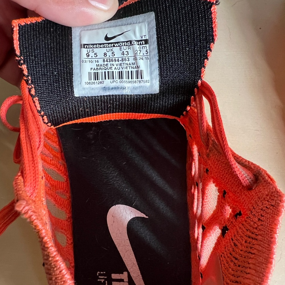 Nike Flyknit Training - image 3